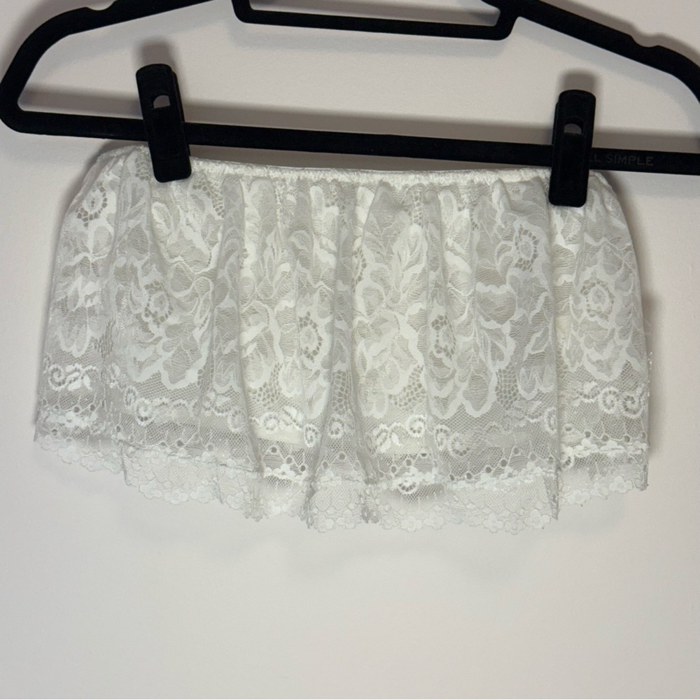 Fashion Forms Elegant White Lace Flouncey Bandeau Bras Size XL